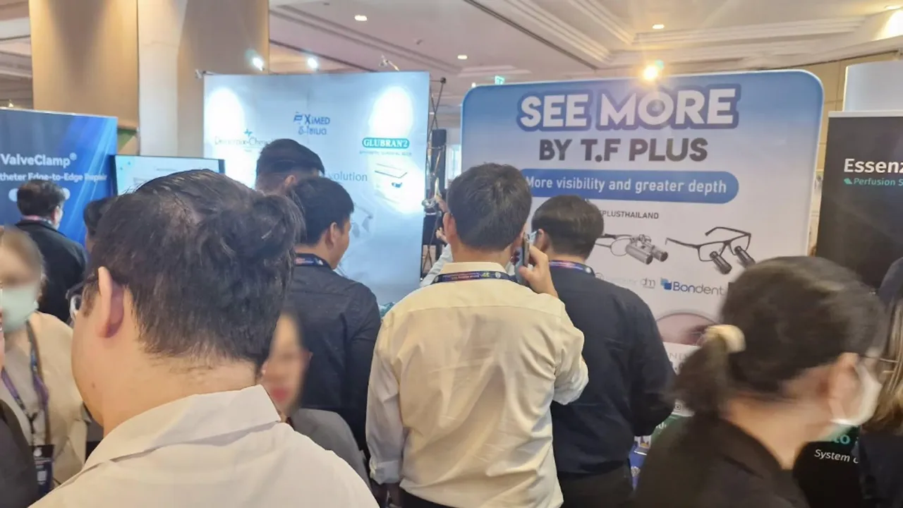 ที.เอฟ พลัส ออกบูธงานสมาคมศัลย์ทรวงอกแห่งประเทศไทย นำ Loupes คุณภาพเยี่ยมมาให้ทดลอง